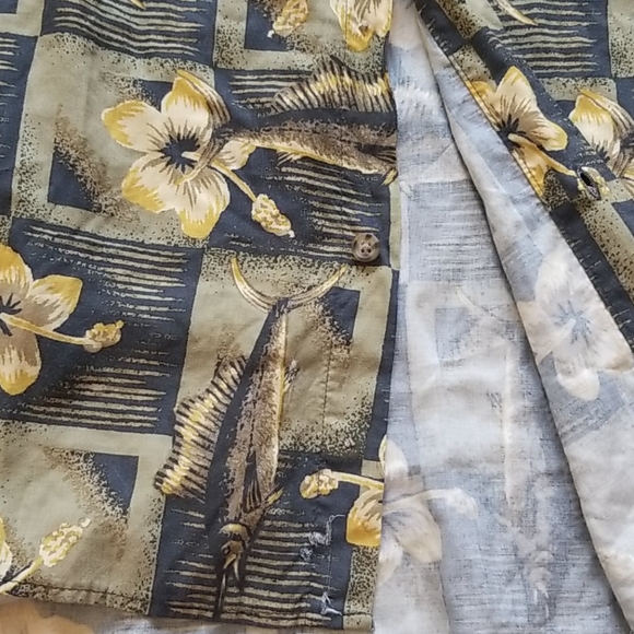 Vintage Hibiscus and Marlin Fishing Button Down - Picture 11 of 11